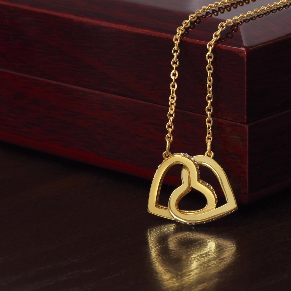 To Mom - My Way Back To Your Arms - Interlocking Hearts Necklace - From Daughter